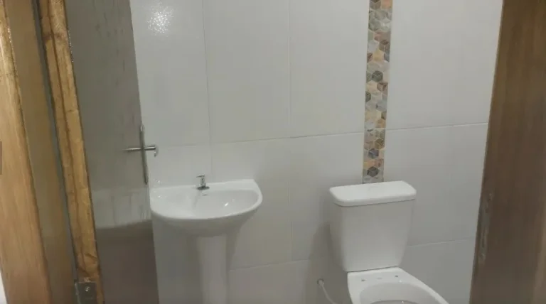 Imagem Casa para Venda em Itanhaém, Bopiranga, 2 dormitórios, 1 suíte, 2 banheiros, 4 vagas