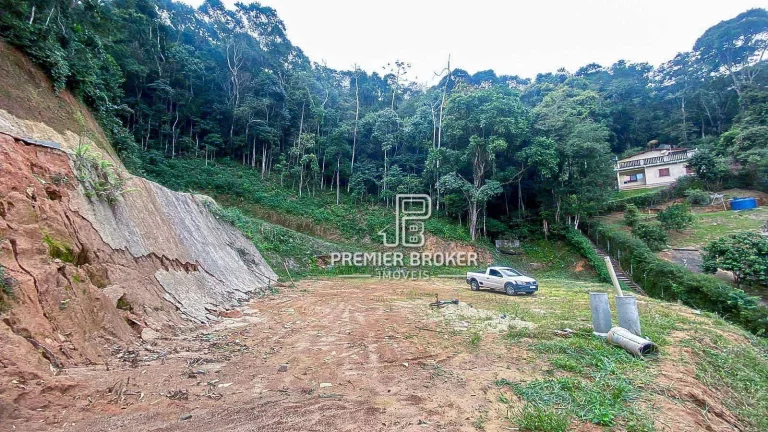 Imagem Terreno à venda, 5188 m² por R$ 380.000,00 - Três Córregos - Teresópolis/RJ