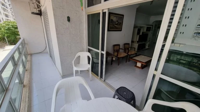 Imagem Apartamento à venda, 140 m² por R$ 700.000,00 - Pitangueiras - Guarujá/SP
