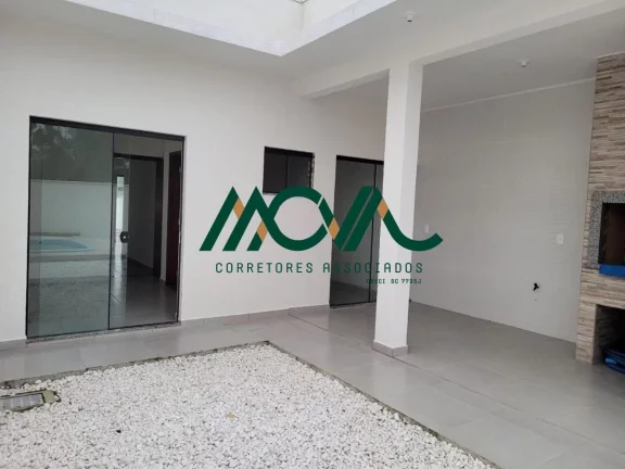 Imagem Casa com Piscina em Itapoá, 3 quartos sendo 1 suíte, pertinho da praia!