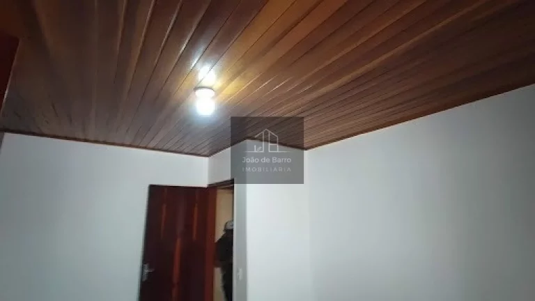 Imagem ESPAÇO e Conforto! Casa Ampla 2 Dorms. Vila Marari, Quintal Gigante (300m²) e Armários.