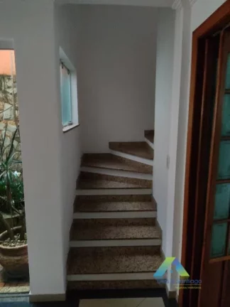 Imagem Lindo sobrado 3 suites, 4 vagas, espaço Gourmet localização privilegiada com excelente valor !