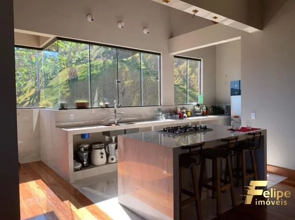 Imagem MANSÃO DUPLEX COM VISTA PARA AS MONTANHAS / VARGEM ALTA - ES