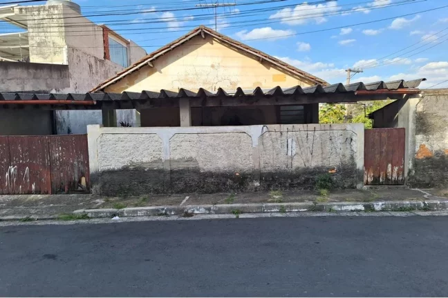 Imagem Terreno de Esquina com Excelente Localização – Perfeito para Investidores ou Projeto Residencial!