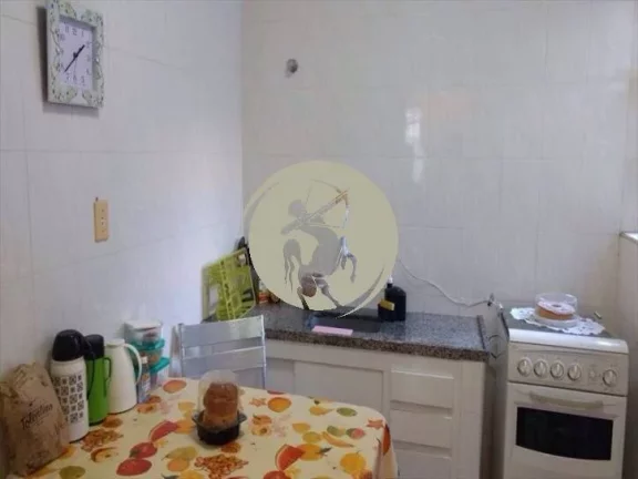 Imagem OPORTUNIDADE! APARTAMENTO COM CONDOMINIO BAIXO NO BAIRRO DO GONZAGA PROXIMO A PRAIA.