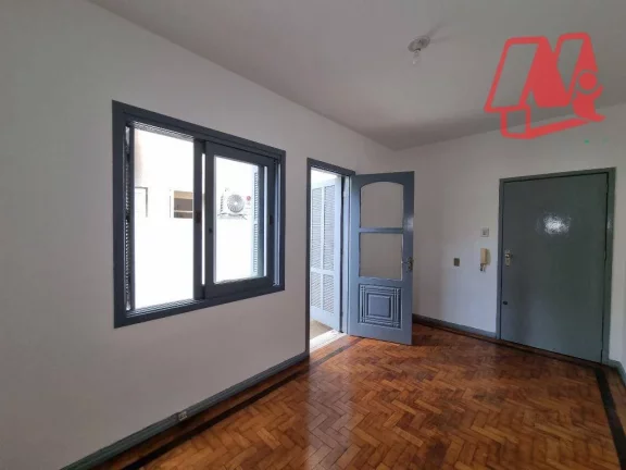 Imagem Kitnet com 1 dormitório para alugar, 29 m² por R$ 1.048,00/mês - Floresta - Porto Alegre/RS