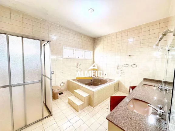 Imagem Casa com 5 dormitórios à venda, 426 m² por R$ 980.000,00 - Parque Universitário - Rio Claro/SP