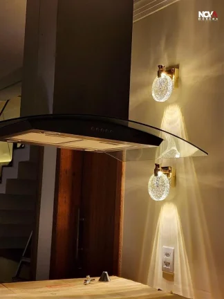 Imagem Esta magnífica casa oferece 5 suítes, sendo 1 suíte master com closet e banheira, perfeita para q...
