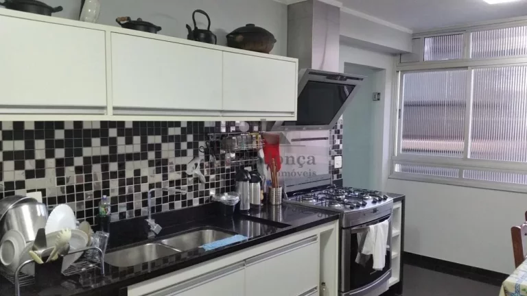 Imagem Apartamento com amplo living para 3 ambientes, varanda, lavabo, 4 dormitórios sendo 3 suítes ,01 c...