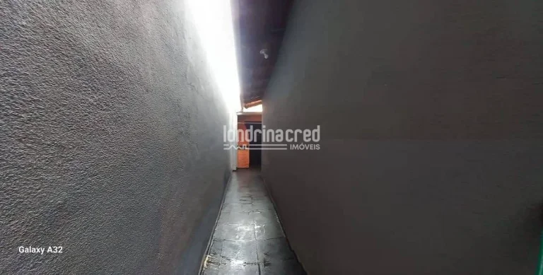 Imagem Casa no Jardim Santa Alice: 3 Quartos, Suíte, Sala, Cozinha, 2 Vagas de Garagem em 125m² de Terreno e 90m² de Construção – Conforto e Espaço para Sua Família!