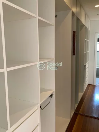 Imagem Apartamento impecável, localizado no melhor do Itaim Bibi, próximo ao Parque do Povo. Planta com 7...