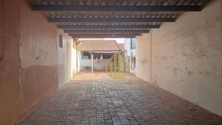 Imagem Casa a Venda na Vila Tiberio R$ 330.000,00