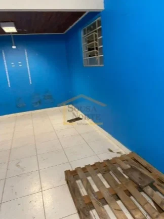 Imagem Sobrado Comercial com 283 m² de área construída. O imóvel conta com 5 salas, sendo 2 amplas, coz...