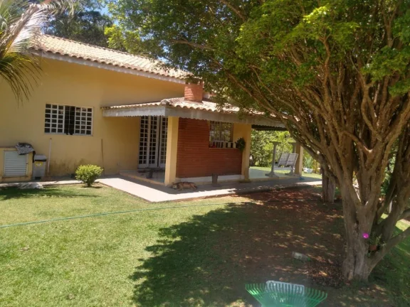 Imagem Sítio para Venda em Tuiuti, Rural, 3 dormitórios, 1 suíte, 4 banheiros, 10 vagas