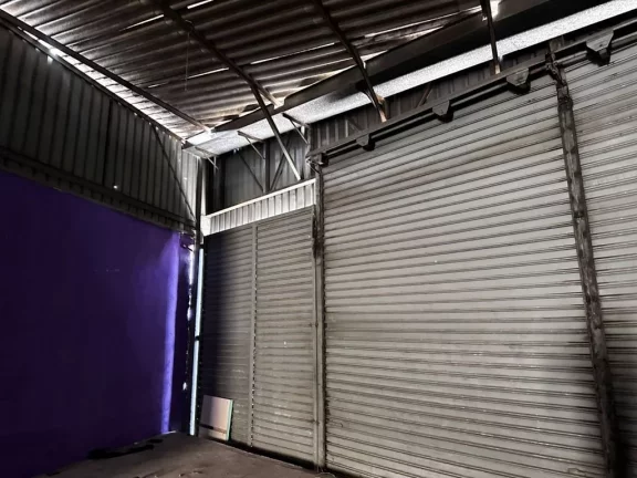 Imagem Galpão para alugar, 175 m² por R$ 4.632,00/mês - Vila Figueira - Suzano/SP