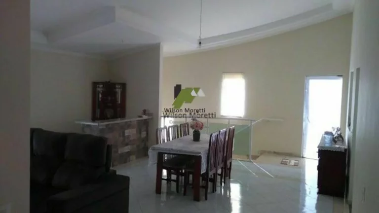 Imagem Excelente Casa em Loteamento Fechado