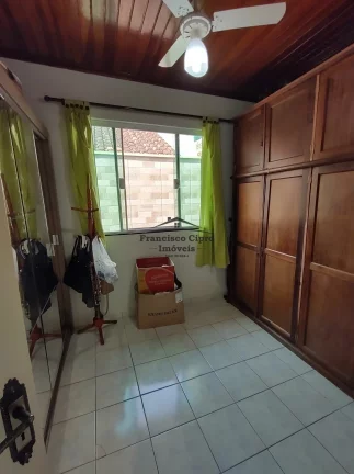 Imagem Casa-Terrea-para-Venda-em-Vila-dos-Comerciarios-Guaratingueta-SP
