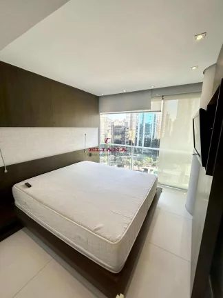 Imagem Apartamento à venda em São Paulo, Itaim Bibi, com 2 quartos, 123m²
