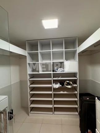 Imagem Casa à Venda no Portal das Águas, 3 quartos, banheira, piscina, Petrolina-PE