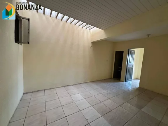 Imagem Casa com 02 quartos para Alugar no Bairro Presidente Kennedy
