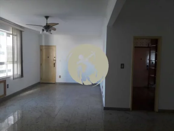 Imagem APARTAMENTO GRANDE NA QUADRADA DA PRAIA COM VISTA MAR E 2 VAGAS DE GARAGENS DEMARCADAS, OPORTUNIDADE...