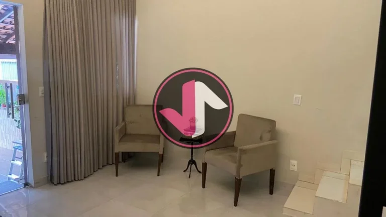 Imagem Se você busca por qualidade de vida e conforto, a Casa de Condomínio no Residencial Canachue é a ...