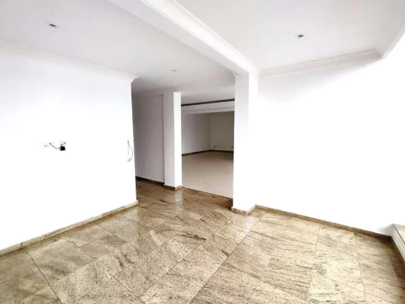 Imagem Viva com Elegância e Conforto: Apartamento de 4 Quartos no Coração da Cidade!