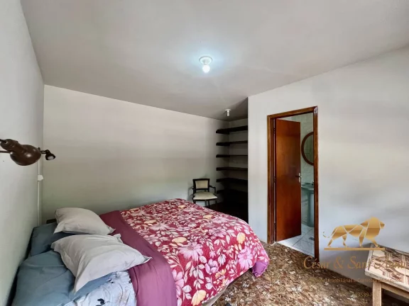Imagem Casa à Venda com potencial para pousada em Campos do Jordão