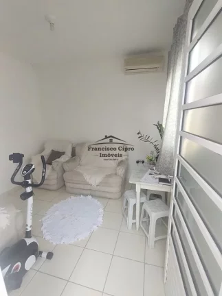Imagem Casa à venda no bairro Loteamento Residencial Espanha - Guaratinguetá/SP
