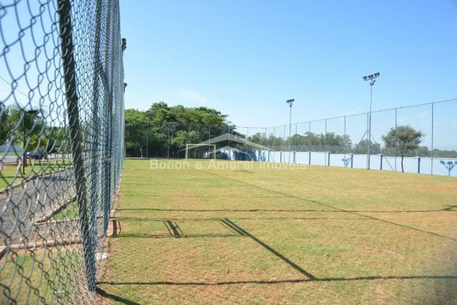 Imagem Terreno à venda no Condomínio Campos do Conde II em Paulínia, com 300 metros e totalmente plano.
...