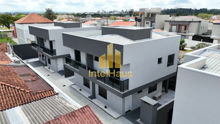Imagem Sobrado novo em condomínio no Alto Boqueirão, com aproximadamente 88 m² privativos, distribuídos...