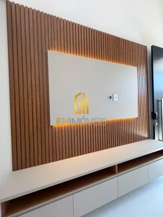 Imagem Casa com 3 quartos no Bairro Ilda, em terreno com 384m² com 207,2m² de área construída possui:- ...