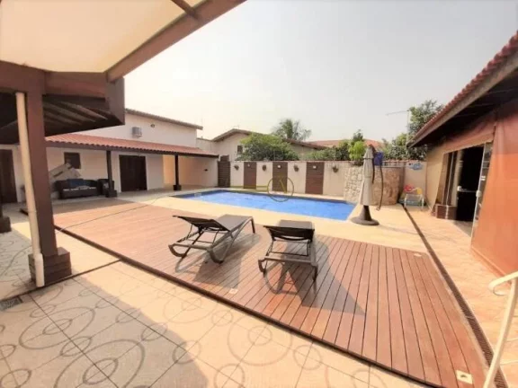 Imagem Casa térrea de alto padrão à venda em Peruíbe, com edícula sendo 2 suítes