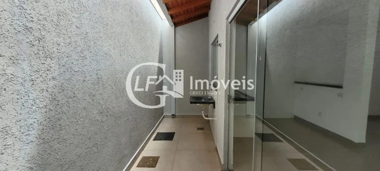 Imagem Casa para locação em Campo Grande-MS, Jardim Montevidéu: 2 quartos, 1 suíte, 1 sala, 2 banheiros, 1 vaga, 70m².