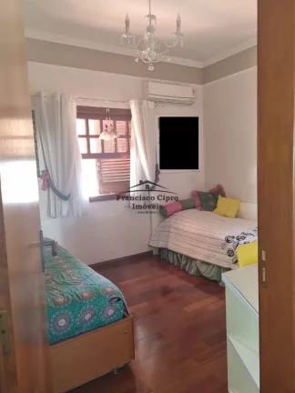Imagem Casa à venda no bairro Portal das Colinas - Guaratinguetá/SP