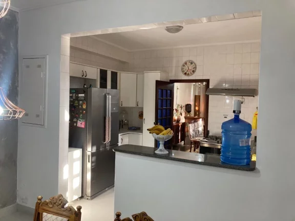 Imagem Sobrado com 3 dormitórios à venda, 350 m² por R$ 750.000,00 - Centro - Poá/SP