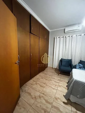 Imagem Casa com 3 dormitórios à venda, 173 m² por R$ 550.000,00 - Sumarezinho - Ribeirão Preto/SP