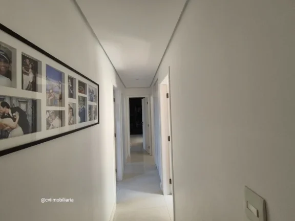 Imagem Descubra o conforto de viver em um espaçoso apartamento de 126m², localizado no charmoso bairro Co...