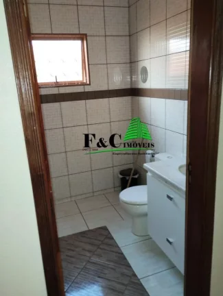 Imagem Casa para Venda em Araras, Jardim Tarumã, 3 dormitórios, 1 suíte, 1 banheiro, 4 vagas
