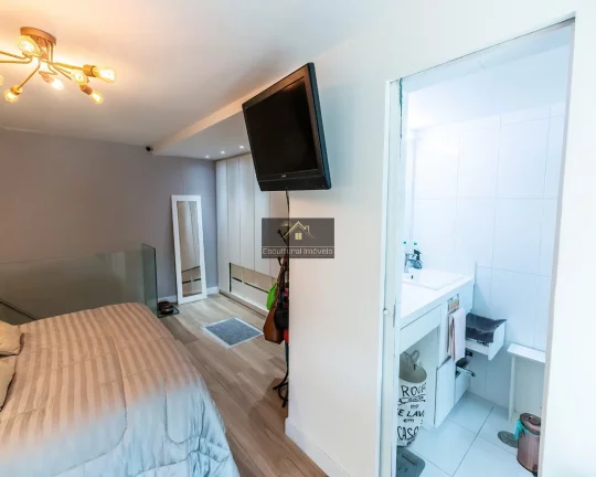 Imagem NO CORAÇÃO DO CHARMOSO BADALADO BAIRRO ITAIM APARTAMENTO DUPLEX 49,32 M 1 DORMITÓRIO SUÍTE SALA 2 AMBIENTES COZINHA ABERTA AR-CONDICIONADO 1 VAGA