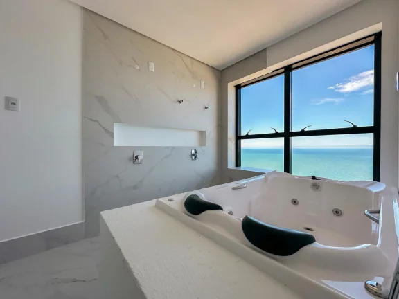 Imagem Cobertura com 5 dormitórios à venda sendo 4 suítes, 460.56 m² por - R$ 12.500.000,00 - Castelo Branco - Itapema/SC
