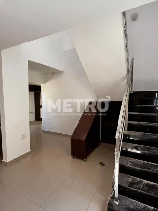 Imagem Casa à venda orla de Petrolina com 4 quartos sendo 2 suítes