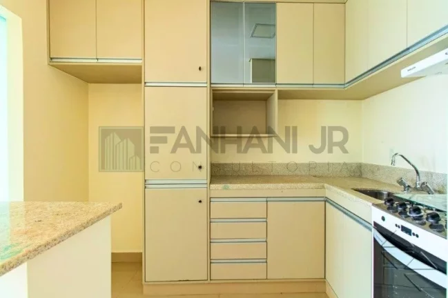 Imagem Imperdível apartamento de 2 quartos com suíte e 2 vagas em Pinheiros, São Paulo-SP: agende sua visita agora!
