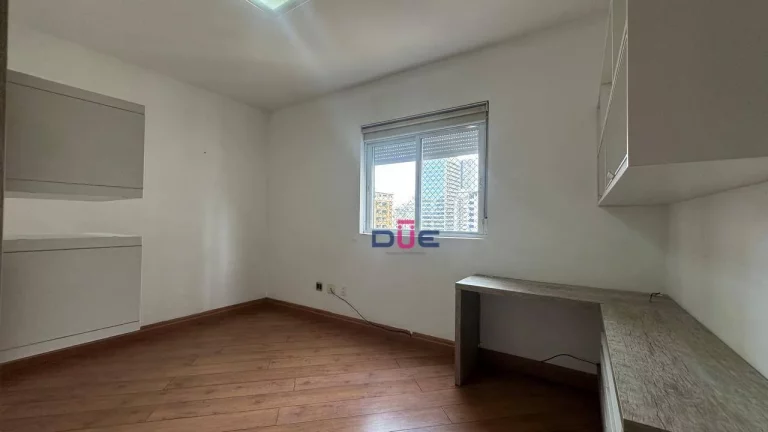 Imagem Apartamento com 3 dormitórios à venda, 130 m² por R$ 1.400.000 - Gonzaga - Santos/SP