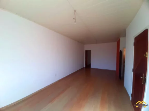 Imagem Casa Térrea Locação 03 Quartos (1 suíte) 1 Vaga - Ponte São João - Jundiaí - SP