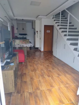 Imagem Vende-se Sobrado no Condomínio Eco Village, Jacaré, Cabreúva