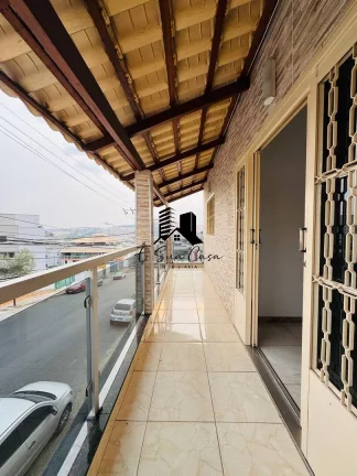 Imagem Casa e loja a venda 2 Quartos Bairro Cabral Contagem MG