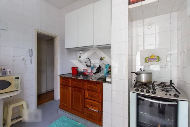 Imagem Apartamento de 2 Quartos para Venda em Botafogo com 70 m²
