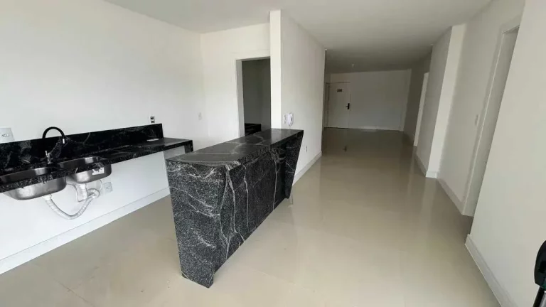 Imagem Apartamento com 3 suítes e 2 vagas de garagem em - Meia Praia, Itapema/SC