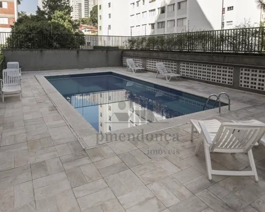 Imagem Ótimo imóvel, muito bem decorado, living para 02 ambientes, 03 dormitórios com armário embutidos...